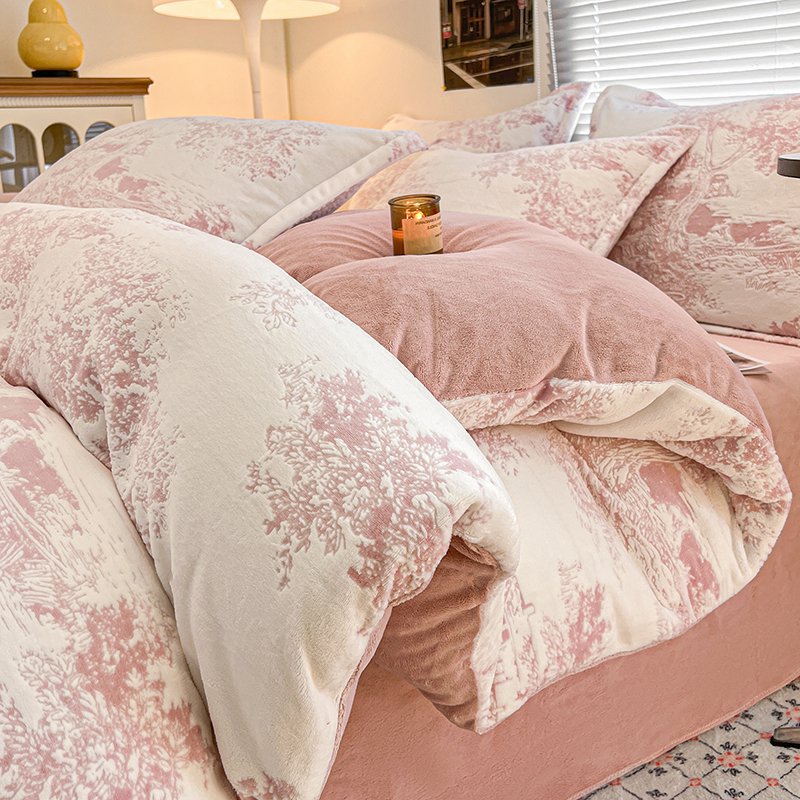 クラスAの牛乳の絨毯のベッドの上の4つのセットの冬の彫刻の絨毯のサンゴの絨毯とベルベットの保温の厚い布団のシーツの3つのセット