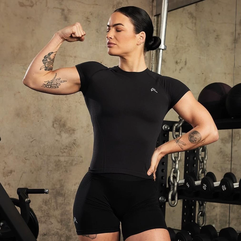 Sports T-shirt for gym, slim fit, tight