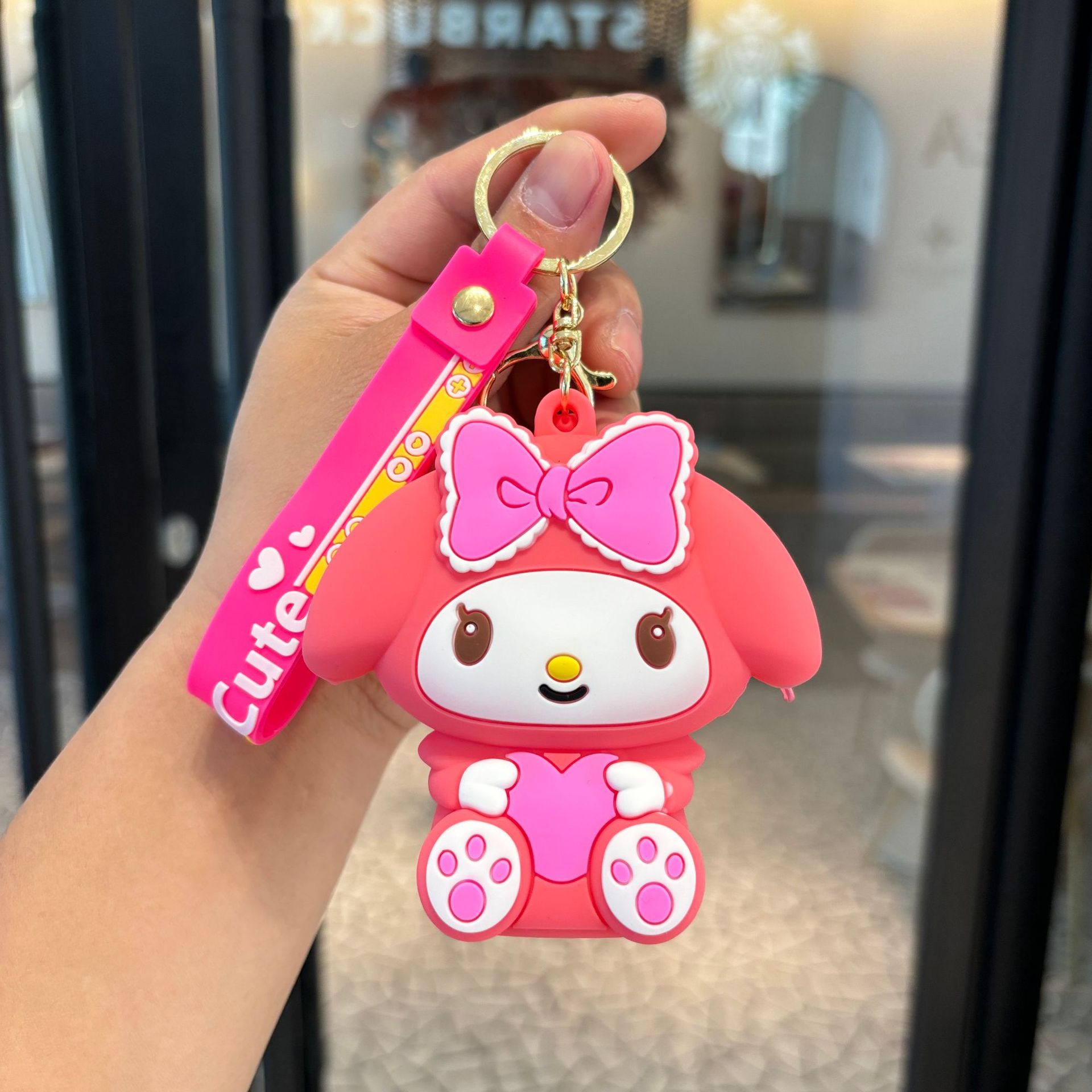 Transfronterizo Kapibara llaveros Kulomi bolsos de cambio llaves colgantes bolsos accesorios pequeños regalos al por mayor