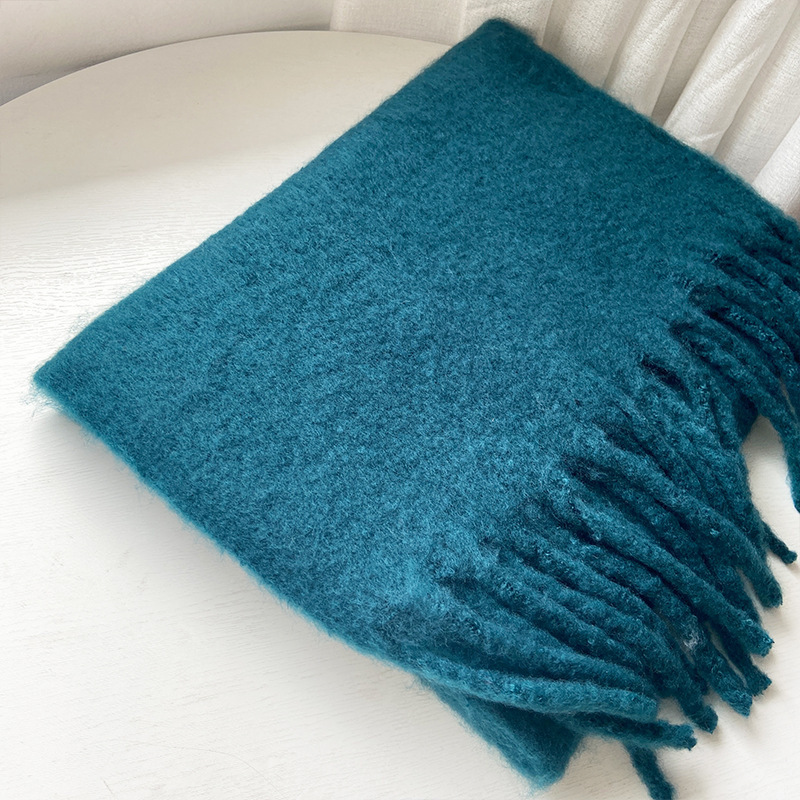 冬の新型の馬海毛はカシミヤの純色のマフラーをまねて、厚い太いフリンジを長くします。|undefined