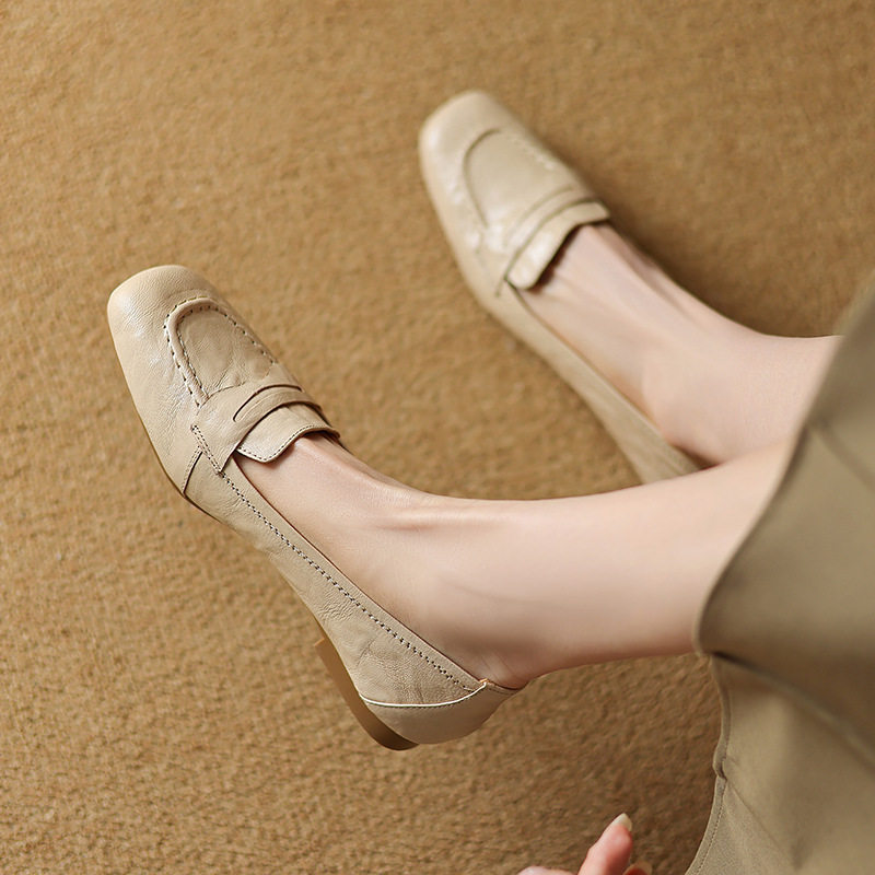 Giày lười nữ da lộn mũi vuông đế bằng, giày slip-on gót thấp 1–3 cm — màu đen, quả mơ