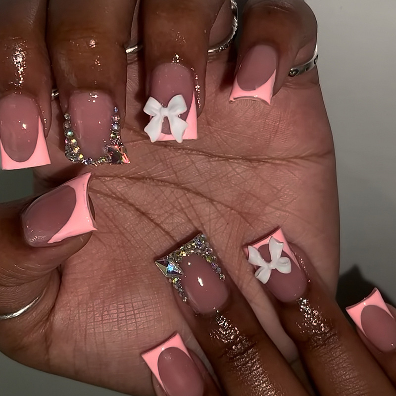 Cross-border Hot Sale Duckbill Fake Nails Cute Pink Stroke White Bow Wearing Nail Finished Products Wholesale Cross-border Hot Sale Duckbill Fake Nails Cute Pink Stroke White Bow Wearing Nail Finished Products Wholesale
