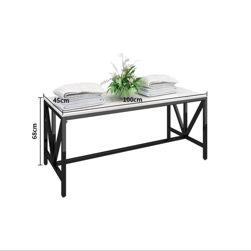 작은 물 테이블