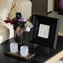 新中式大平层主卧室床头柜摆件氛围陈列搭配复古摆画花瓶托盘摆件