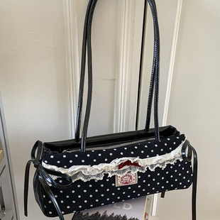 2025�ļ��¿�����μ�������ֵ�ڰײ��cС����ͨ�ڕr�а���Ů