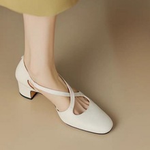 仙女风低跟单鞋2024夏季新款韩版交叉复古风玛丽珍鞋包头女鞋凉鞋