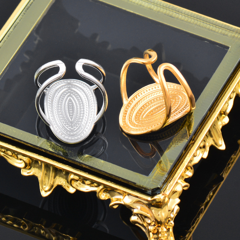 Retro Eye Titanium Steel Plating Open Ring 1 Piece