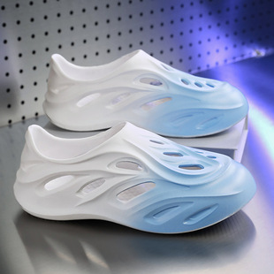 New Style Croc Shoes for Men in Summer, Breathable and Shit-Stepping Thick-Soled Baotou Outdoor Sports Driving Beach Sandals for Men