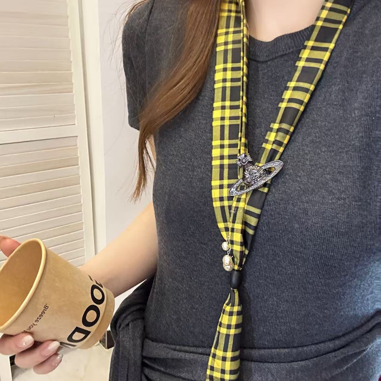 美拉德复古丝巾项链女2026新款高级感系脖长款毛衣链春夏挂脖配饰