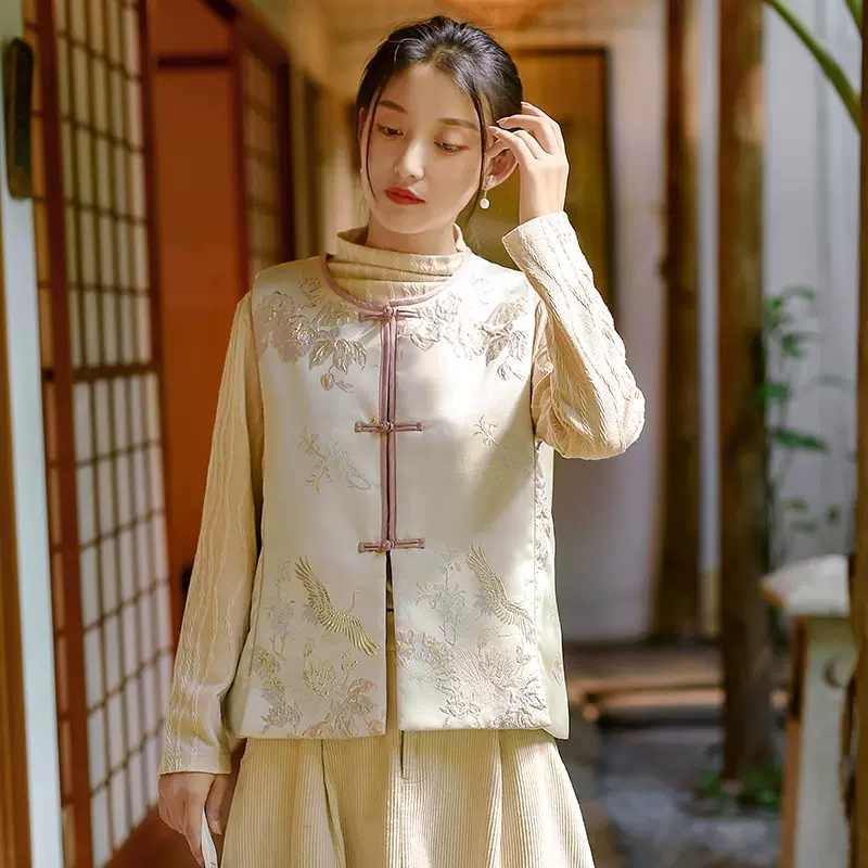 女装2025春季新款中式马甲女叠穿中国风缎面马甲外套无袖宋锦上衣