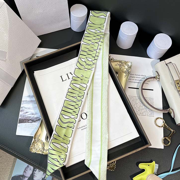 D versión alta 18 mm bufandas de seda cinta cinta delgada correa de pelo larga decoración pequeña bufandas animales de la selva H