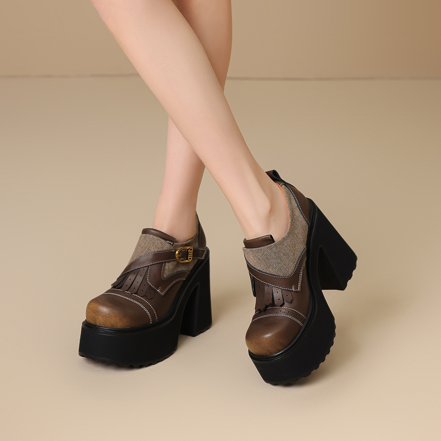 Giày cao gót nữ phong cách Anh quốc cổ điển, gót vuông siêu cao 12 cm, da bò phối màu, mũi nhọn — màu nâu