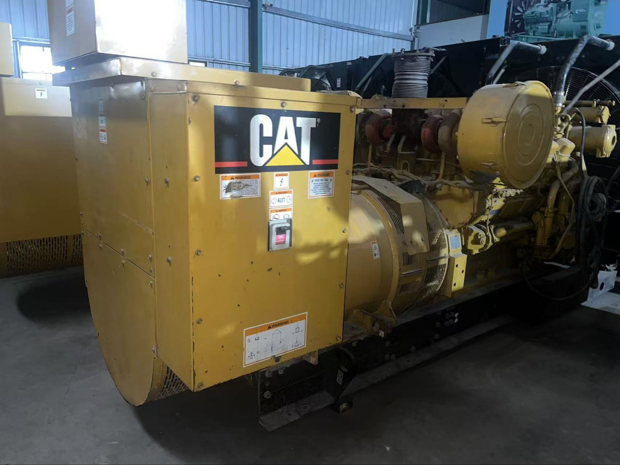 美国卡特彼勒3508柴油发电机1800KW回收买卖