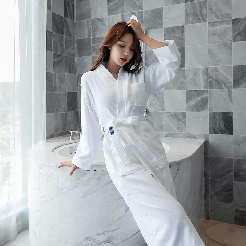Cotton white long bathrobe, bath towel, water absorbent