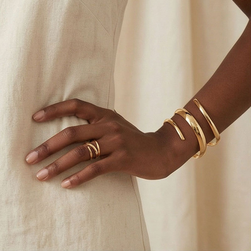 Geometric European and American Light Luxury Style Bracelet and Ring Set, Unique Versatile Curved Design, Niche Women's Bracelet Jewelry