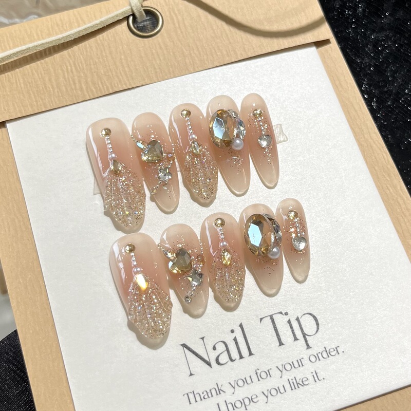 Pure handmade phototherapy wearing nail broken diamond skirt champagne broken diamond hand-painted shell pattern flash autumn and winter nail art patch