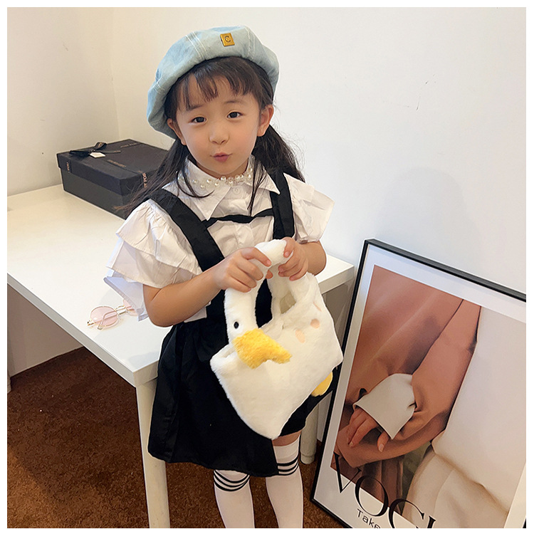 New plush and funny poached egg portable chain crossbody bag, cute and simple children's single-shoulder bag undefined
