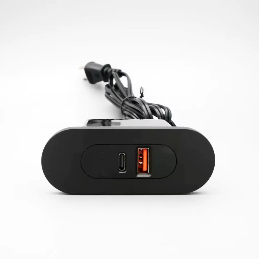 2025新款爆品 热销快充 Type-c/USB-A充电器/全球适应