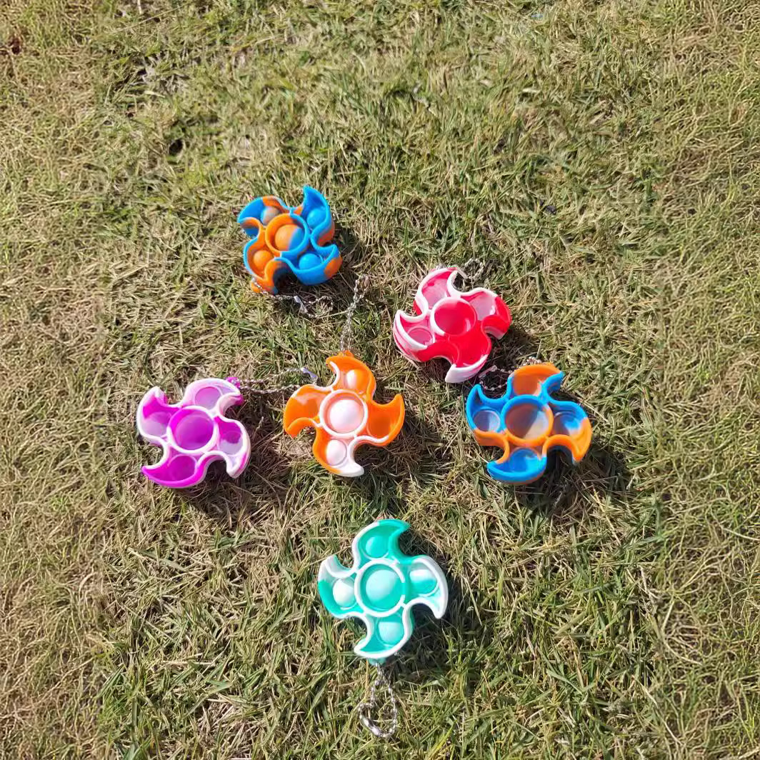 Transfronterizo dedicado nuevo Dart rata asesino pionero llavero colgante educativo niños juguete burbuja música bolsa colgante