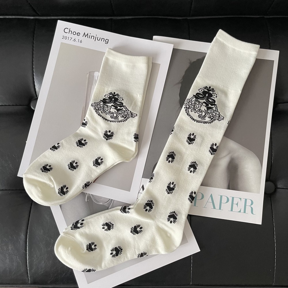 2025d 2025d MONA Mercerized Cotton Angel Heart Jacquard Long Trendy Brand Runway Personality Women's Calf Socks_voghion.com