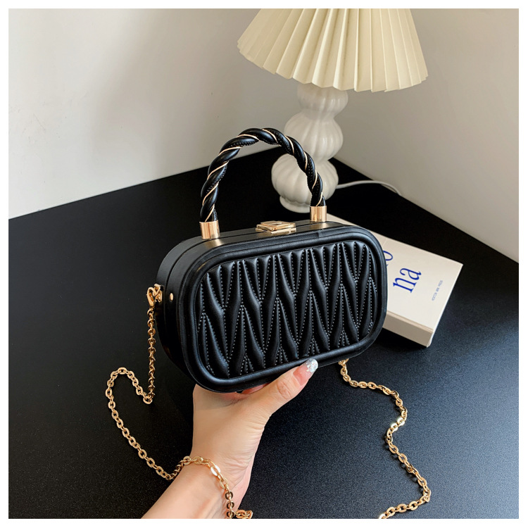 Bolsos de alta sensación para mujeres 2022 nueva moda caja de mano bolsa de maquillaje cadena de hombro bolso pequeño