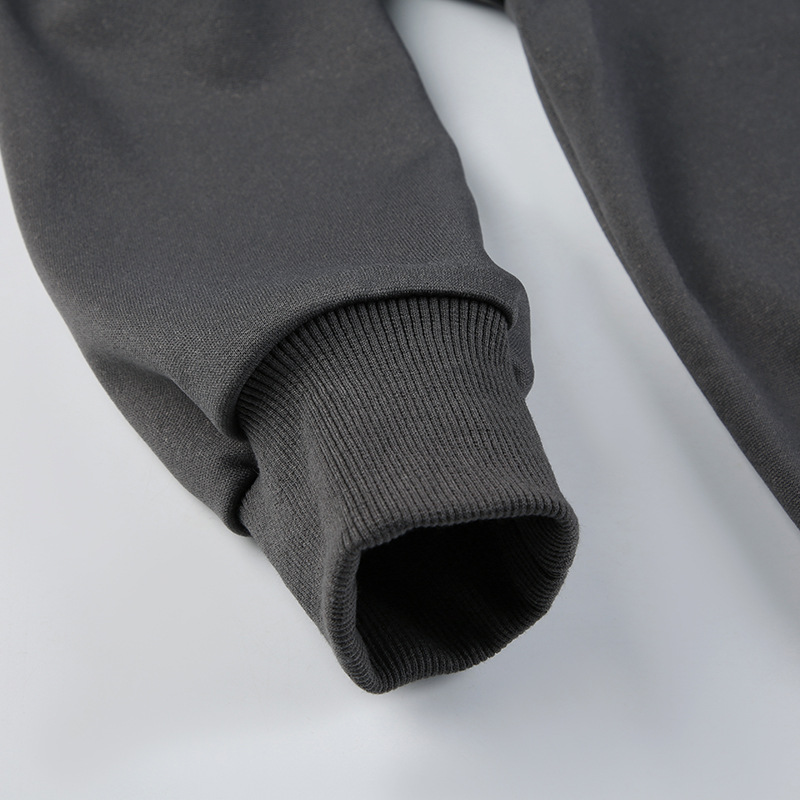 Title 8, Cardigan lavorato a maglia con zip e ricamo di ...