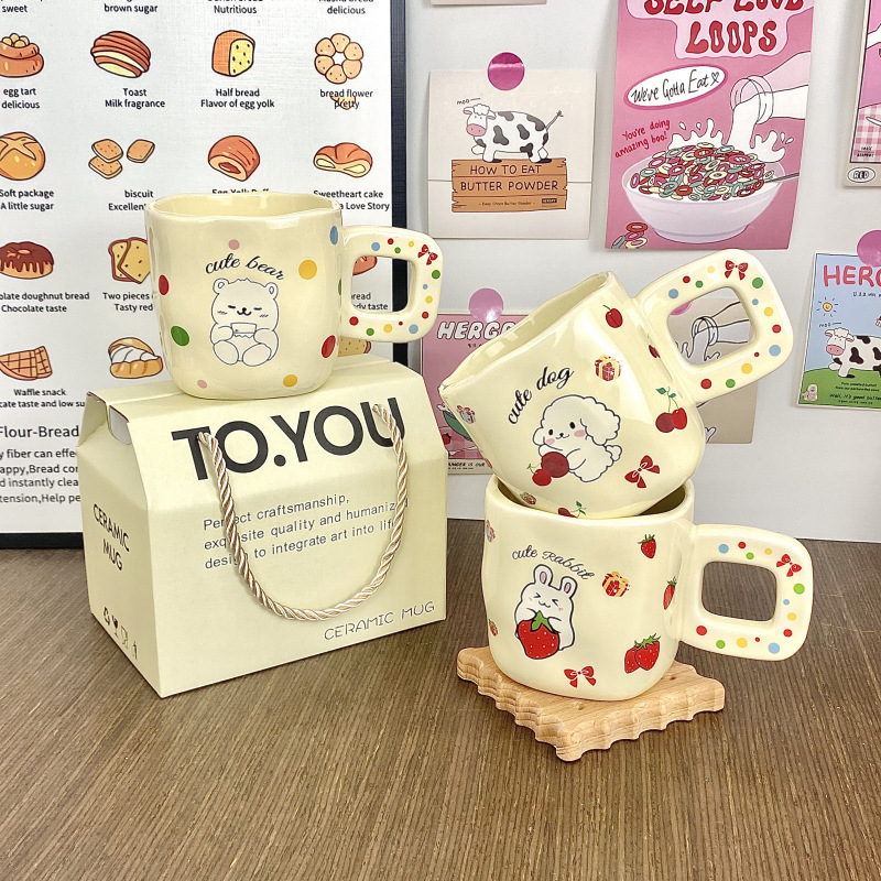 Taza de cerámica Taza de dibujos animados creativa Regalo de mano Regalo de cumpleaños lindo Taza para beber para niñas Taza de café para parejas