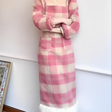 粉色格纹连衣裙美感时尚2023年秋冬新款温柔系法式超仙漂亮长裙