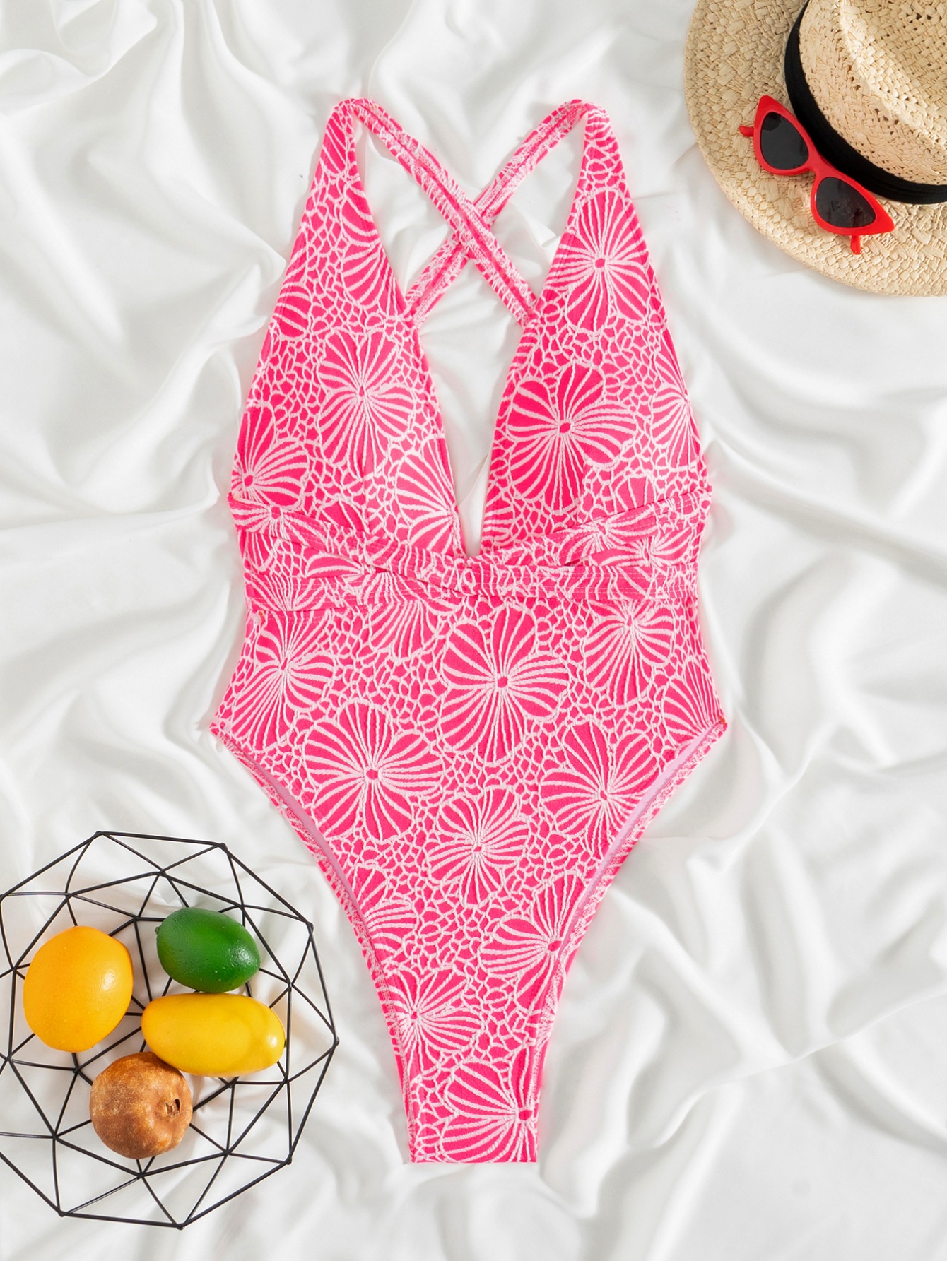 Swimsuit waist detail