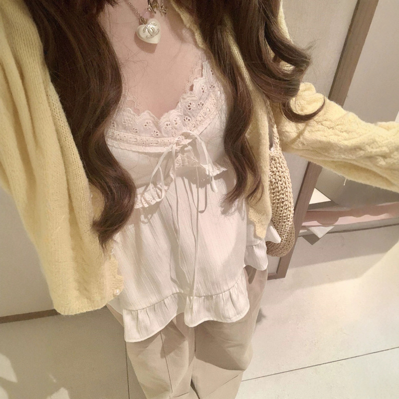 Purely alluring hot girl style lace V-neck camisole for women, summer lace-up bowknot tank top with sleeveless ruffle hem Purely alluring hot girl style lace V-neck camisole for women, summer lace-up bowknot tank top with sleeveless ruffle hem