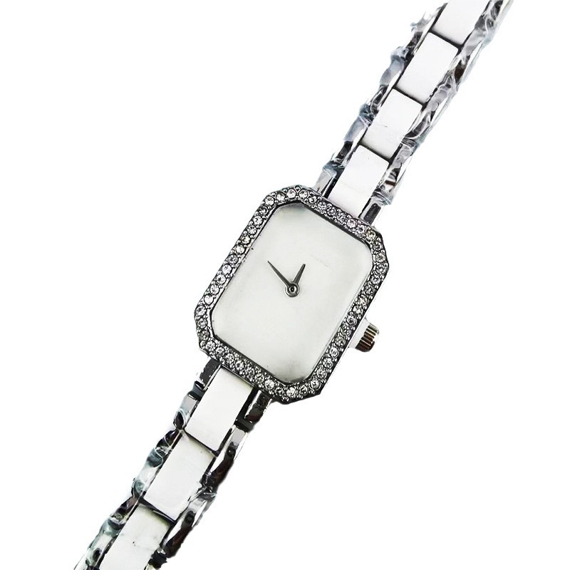 Nuovo lusso leggero Ms. Xiangjia lo stesso orologio al quarzo semplice in ceramica scoppiata_voghion.com