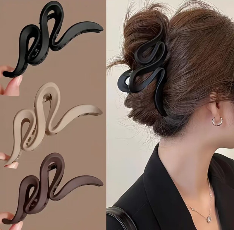 韓国版の高級感のあるヘアピンのシンプルな雰囲気のクロスボーダーの一字のスプリングクリップの女性のカレー色のフロストのぬいぐるみクリップ|undefined