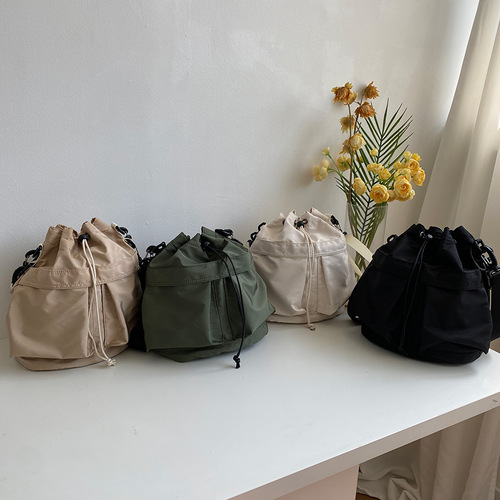 Shoulder bag for women, versatile large capacity  new nylon handbag niche high-end drawstring armpit crossbody bag