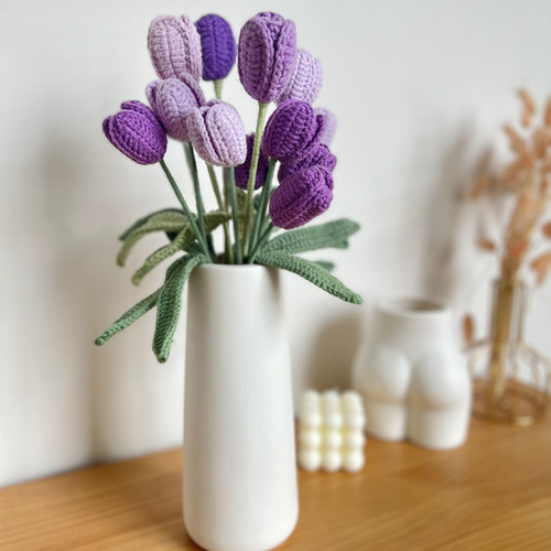 Valentine's Day hand-knitted simulated bouquet of tulips, finished eternal flower yarn, creative flowers for gifting