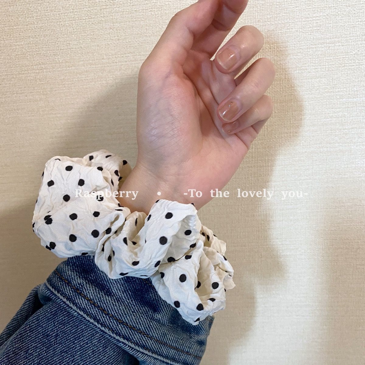 Japón y Corea del Sur simple punto de onda de crema anillo de pelo intestino grueso correa de goma de textura de tejido plegado nicho de alta calidad adornos para el cabello