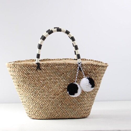 Bohemian Large Capacity Grass Woven Bag New Plush Ball Tote Shoulder Weaving Bag Vacation Beach Bag Handbag for Women