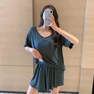 ˯��Ů�ļ��n�����W������С��Ů���ɴ�a���|���⴩�Ҿӷ����b
