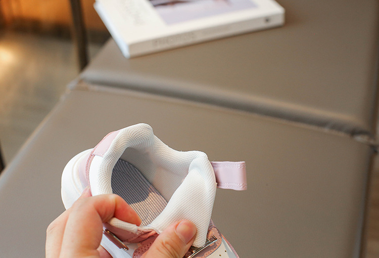 Neue Art von Kinder-Sneakern 2024 Herbst bequeme und modische lässige Sportschuhe für Jungen und Mädchen, mittlere und große Kinder-Schülerschuhe_voghion.com