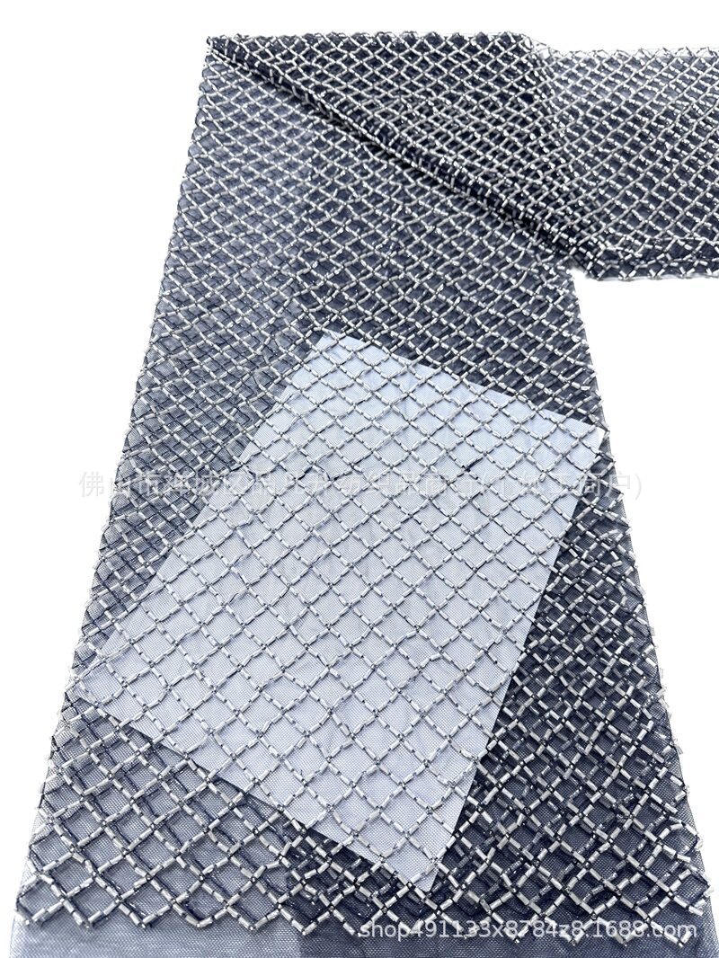 Tejido de bordado de cuentas de tubo de diamante, tela de vestido de boda de alta gama, tela de bordado de sequilla en stock
