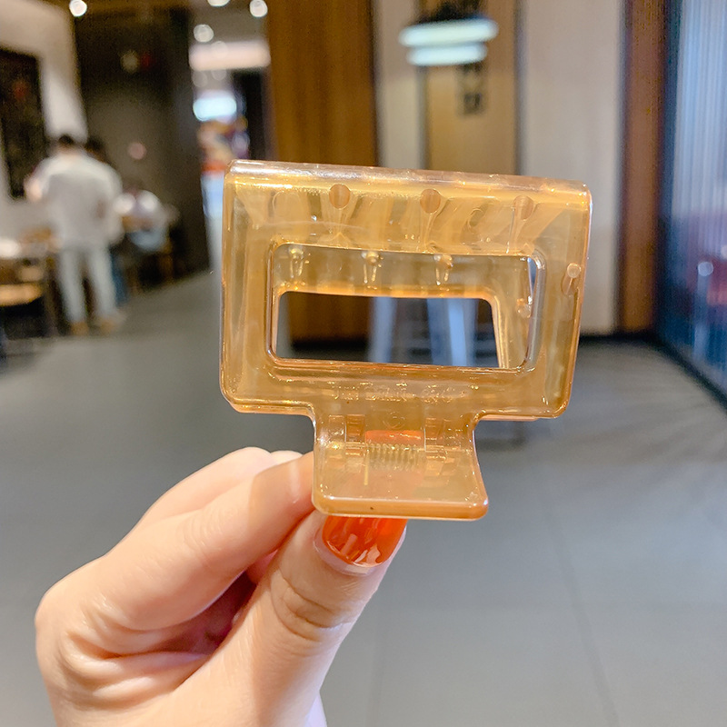 Clip de captura simple de tamaño grande temperamento de alto nivel curry clip de cabello trasero de la cabeza de cabello de tiburón de viaje clip de cabello de cabello de muchos toques