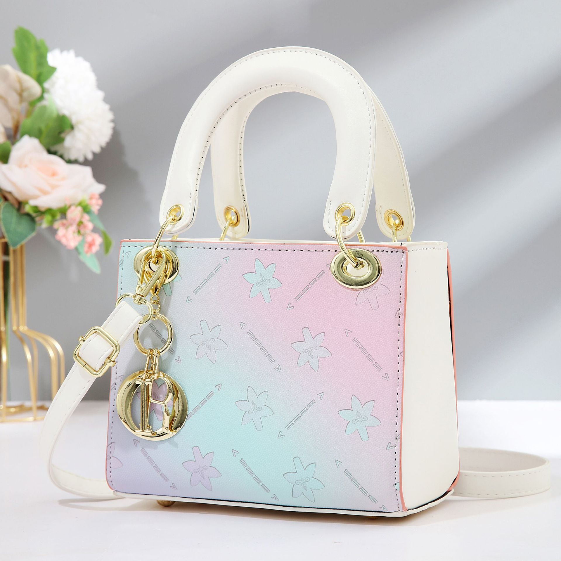 Bolso de mano bolso pequeño degradado colorido bolso femenino de moda bolso de mensajero de un solo hombro comercio exterior colgante al por mayor bolso transfronterizo