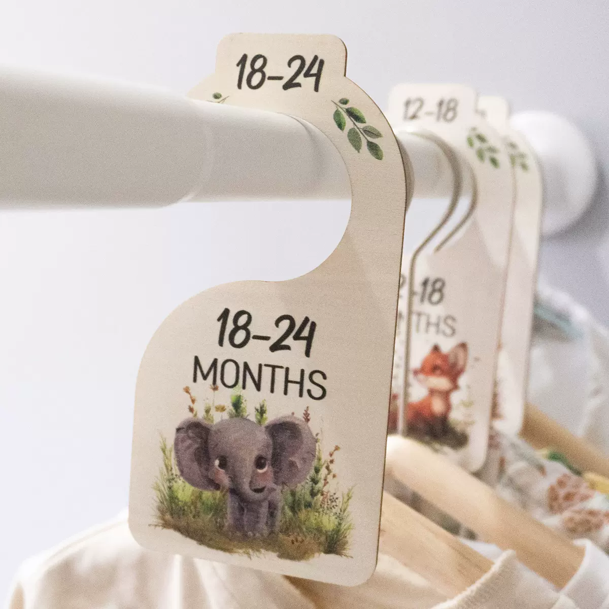 跨境卡通动物木质婴儿衣服分隔牌木牌新生儿衣服分类杨木挂牌批发