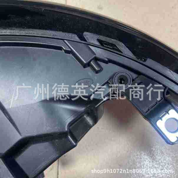 Suitable for Land Rover Range Rover Executive L405 2018-2022, Left and Right Front Headlights, Two Eyes, Chinese Standard Version