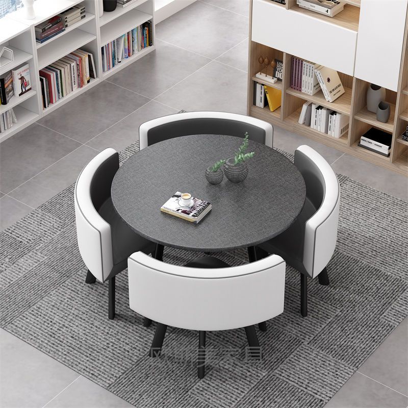 회색 가죽 안감이 있는 둥근 회색 보드