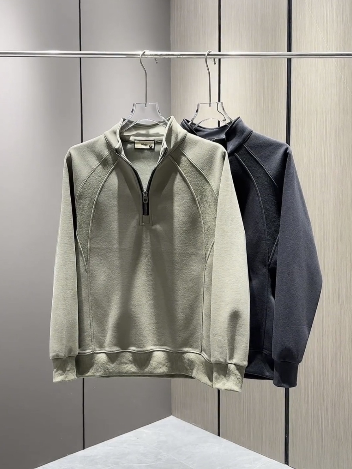 Men's Half Zip Sweatshirt Stand Up Collar Long Sleeve Casual Top_voghion.com