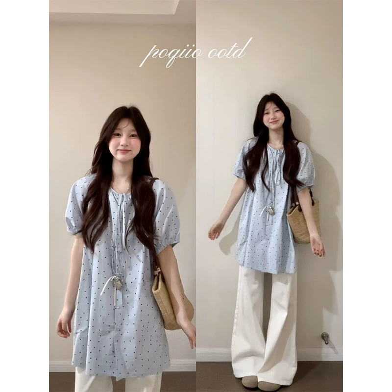 Летний женский повседневный спортивный костюм в корейском стиле, синяя рубашка в горошек, брюки с короткими рукавами, комплект из двух предметов