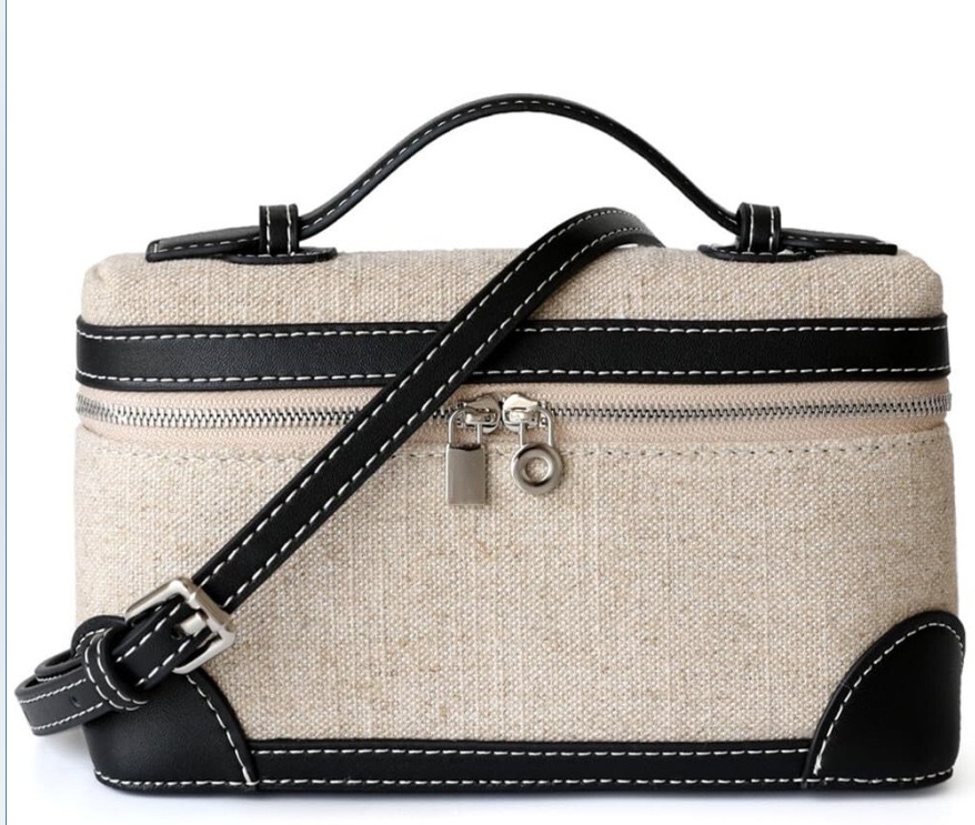 Sail cloth matching leather black [hardware without letters]]