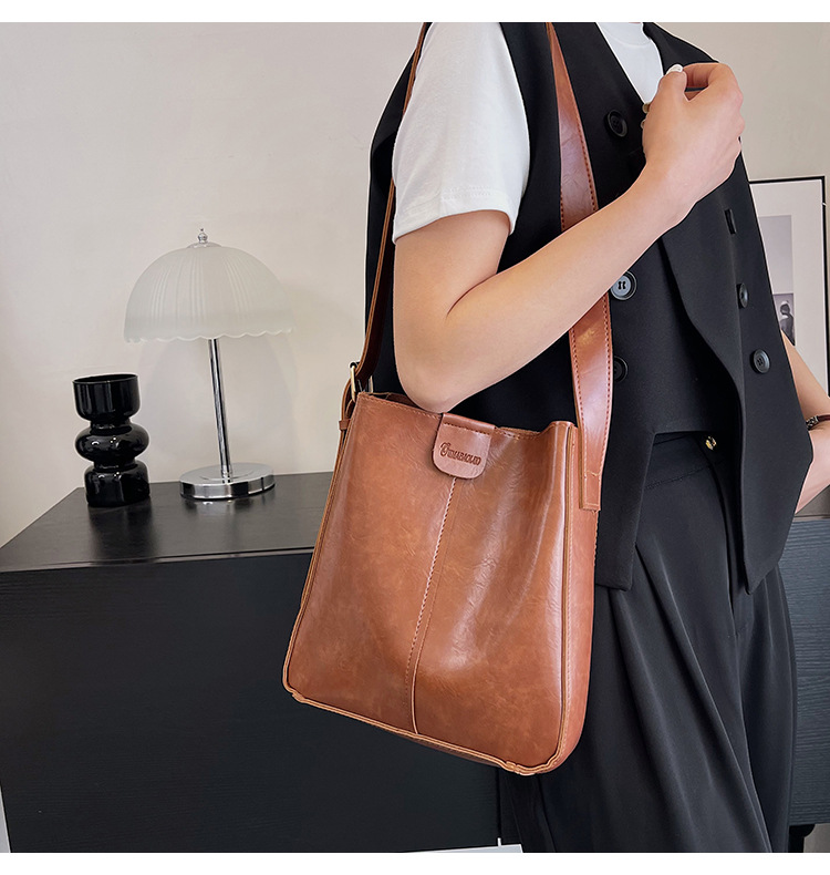New fashionable and versatile women's single-shoulder bag and women's bag, a best-selling large-capacity bucket bun for European and American foreign trade undefined