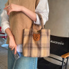 Cute shoulder bag, small bag, handheld fashionable linen bag to go out, Korean style, with little bears