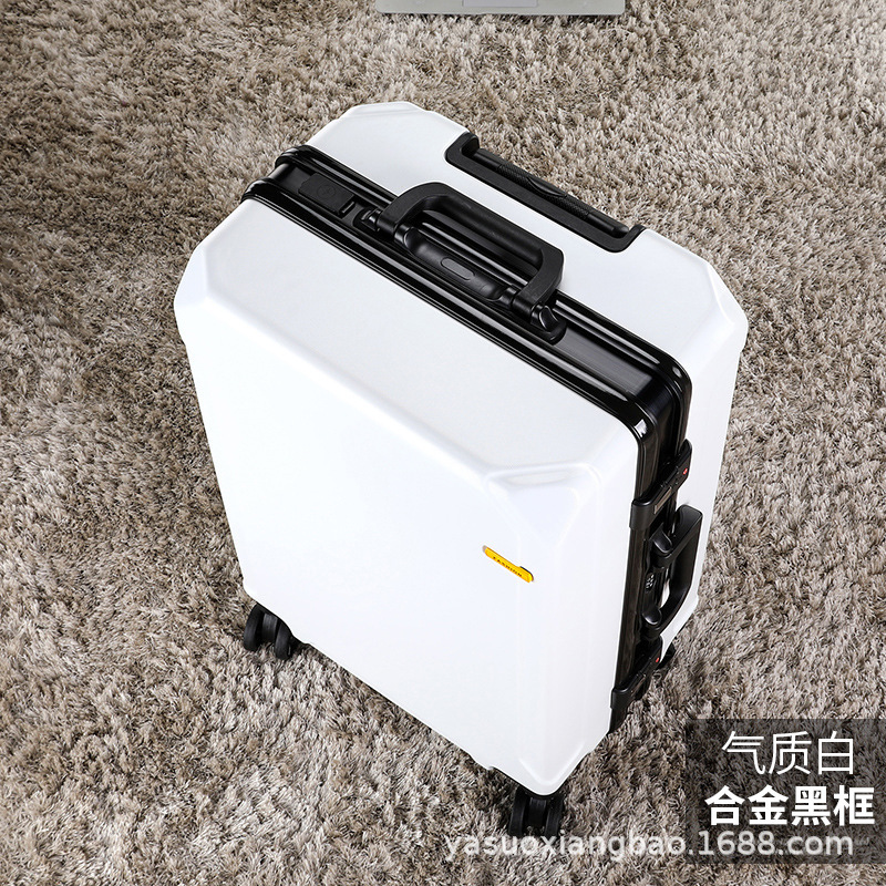블랙 프레임 화이트